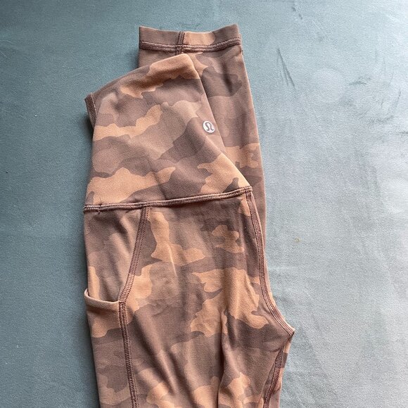 Size 2 Lululemon Align High-Rise Pant with Pockets 25" Heritage 365 Camo Beige - Picture 2 of 3
